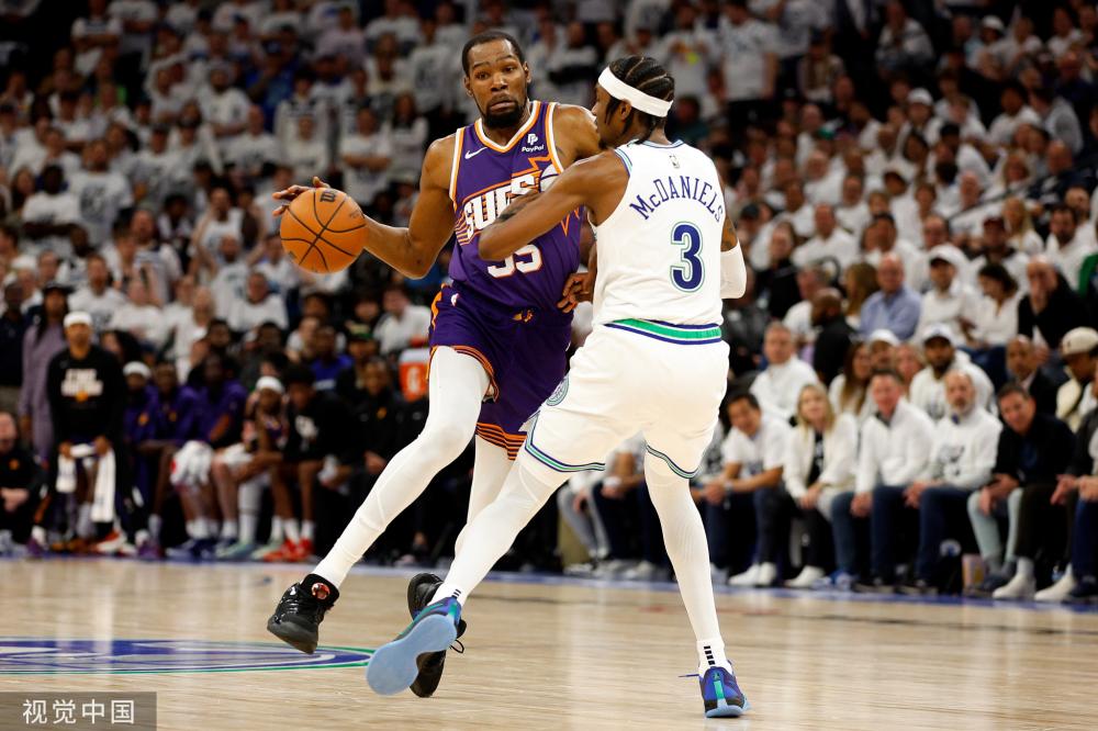 吸引着无数 吸引着无数