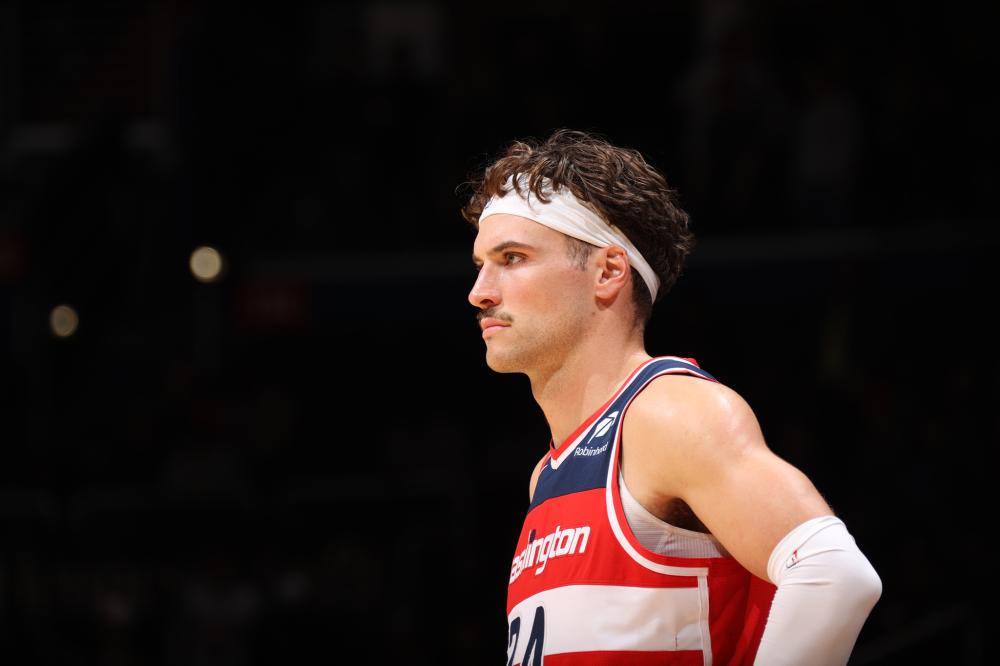 他的风格不 他的风格不